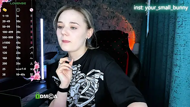 Your small bunny online show from April 10, 2026, 2:06 am