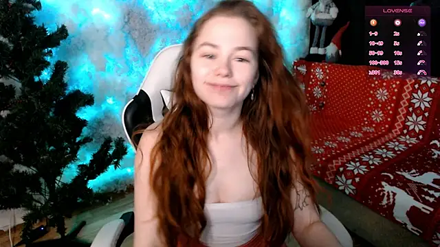 Snapshot of Fox_Lisa chatting on December 9, 2024, 8:33 am Fox Lisa online show from December 9, 2024, 8:33 am