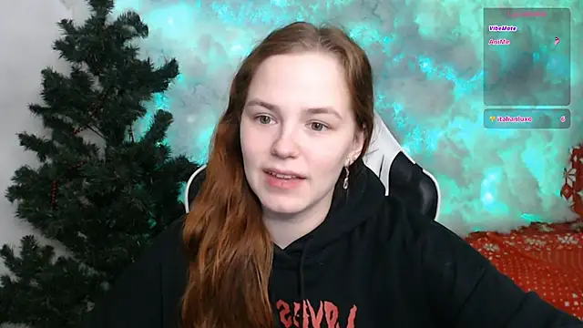 Snapshot of Fox_Lisa chatting on December 9, 2024, 5:30 pm Fox Lisa online show from December 9, 2024, 5:30 pm