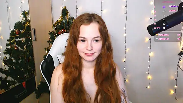 Snapshot of Fox_Lisa chatting on December 24, 2024, 12:33 pm Fox Lisa online show from December 24, 2024, 12:33 pm