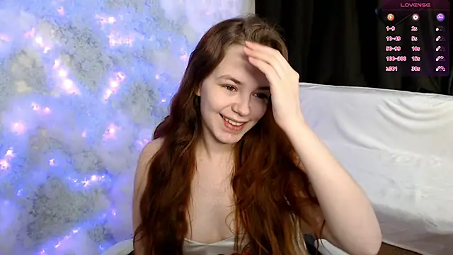 Snapshot of Fox_Lisa chatting on February 6, 2025, 12:05 pm Fox Lisa online show from February 6, 2025, 12:05 pm
