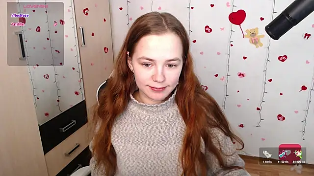 Snapshot of Fox_Lisa chatting on February 14, 2025, 1:51 pm Fox Lisa online show from February 14, 2025, 1:51 pm