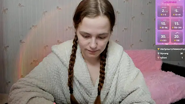 Snapshot of Fox_Lisa chatting on March 19, 2025, 1:51 pm Fox Lisa online show from March 19, 2025, 1:51 pm