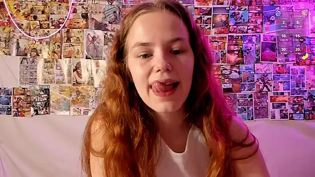 Snapshot of Fox_Lisa chatting on September 22, 2025, 11:07 pm Fox Lisa online show from September 22, 2025, 11:07 pm