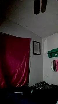 Snapshot of ivylee31 chatting on December 27, 2024, 1:53 am ivylee31 online show from December 27, 2024, 1:53 am