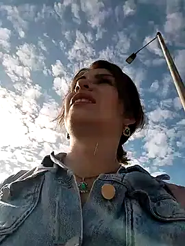 Alysson-- online show from January 23, 2025, 12:52 pm