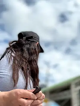 Alysson-- online show from March 31, 2026, 2:39 pm