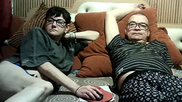 AlanaLaDream online show from October 4, 2025, 5:55 pm