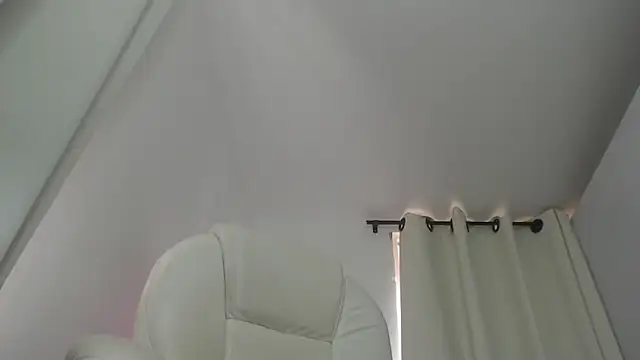 Abby Halliwey online show from February 24, 2025, 5:42 pm