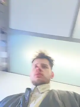 janberlin online show from March 6, 2026, 10:01 am