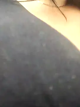 Snapshot of sara_pineros chatting on December 11, 2024, 10:06 pm sara pineros online show from December 11, 2024, 10:06 pm