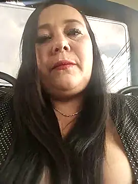 Snapshot of sara_pineros chatting on March 5, 2025, 4:02 pm sara pineros online show from March 5, 2025, 4:02 pm