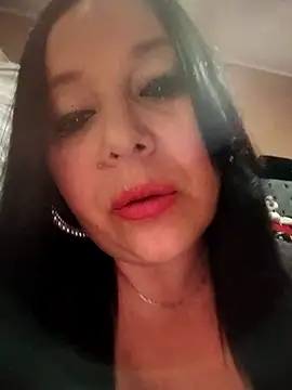 Snapshot of sara_pineros chatting on October 2, 2025, 8:49 pm sara pineros online show from October 2, 2025, 8:49 pm