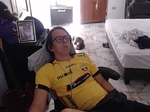 Snapshot of Pit_xxz chatting on February 27, 2026, 6:30 pm Pit xxz online show from February 27, 2026, 6:30 pm