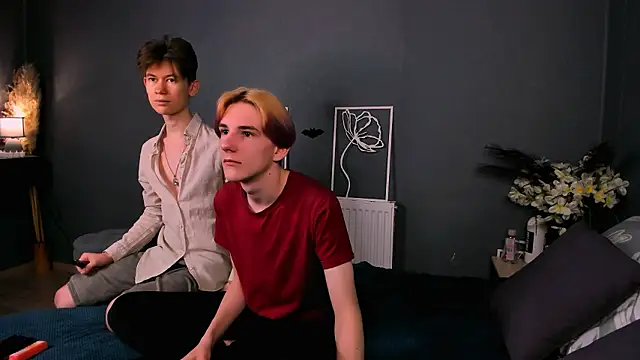 AndrewwCarter2 online show from February 18, 2026, 7:32 pm