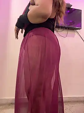 SnehaRai online show from April 15, 2026, 4:58 pm