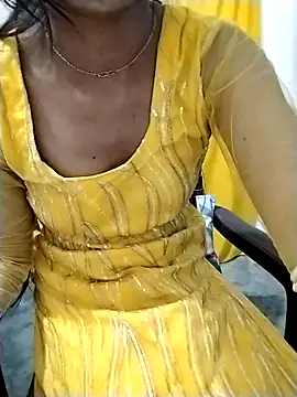 Cute-Ridhima online show from November 21, 2025, 3:05 am