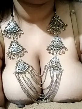 Snapshot of Dr_Kamsutra chatting on February 21, 2025, 9:32 pm Dr Kamsutra online show from February 21, 2025, 9:32 pm