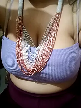 Snapshot of Dr_Kamsutra chatting on February 26, 2025, 10:53 pm Dr Kamsutra online show from February 26, 2025, 10:53 pm