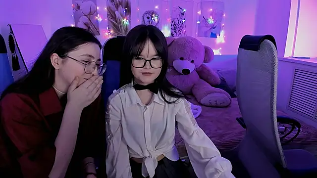 Elainebeness online show from March 1, 2026, 9:17 pm