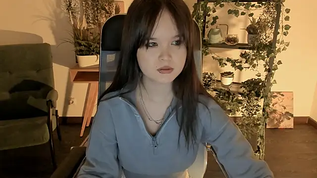 Snapshot of Elainebeness chatting on March 12, 2026, 8:04 pm Elainebeness online show from March 12, 2026, 8:04 pm