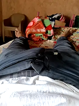 1010SumiT online show from December 14, 2025, 6:19 am