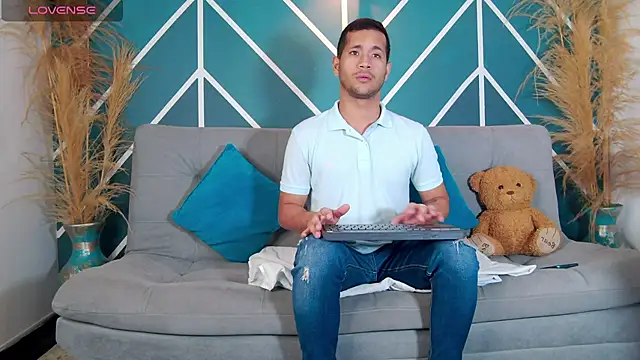 zaid lion online show from March 3, 2025, 12:48 pm