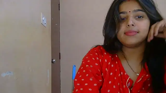 Snapshot of Sweet-Rani chatting on April 6, 2026, 2:51 pm Sweet-Rani online show from April 6, 2026, 2:51 pm