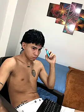 logannth online show from October 30, 2025, 4:08 pm