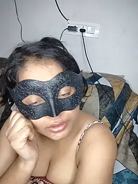 Snapshot of bigtitsqueen chatting on August 2, 2026, 7:18 am bigtitsqueen online show from August 2, 2026, 7:18 am