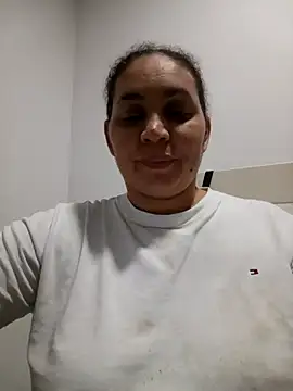 MirandaSoto online show from March 7, 2025, 2:12 pm