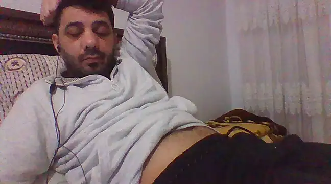 Snapshot of Sexyy_Mann34 chatting on February 15, 2025, 8:43 pm Sexyy Mann34 online show from February 15, 2025, 8:43 pm