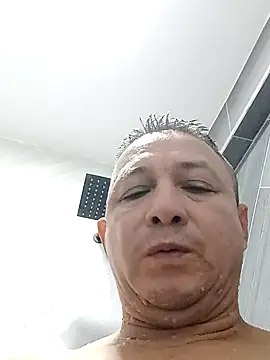 luchoarr online show from March 4, 2025, 10:49 pm