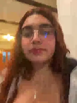 Snapshot of Anny_arango_ chatting on October 25, 2025, 5:37 am Anny arango  online show from October 25, 2025, 5:37 am