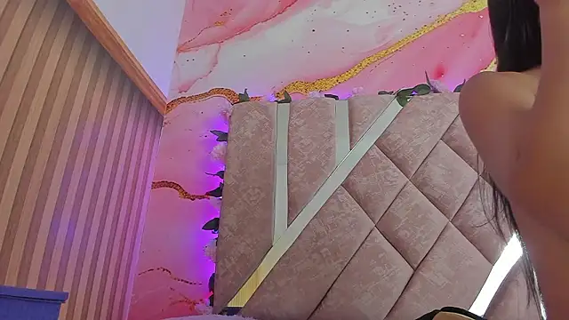 Snapshot of Bella__sweet chatting on February 23, 2026, 10:56 am Bella sweet online show from February 23, 2026, 10:56 am