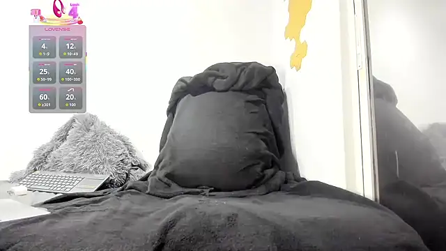 Snapshot of rayfit_90 chatting on March 12, 2026, 9:54 pm rayfit 90 online show from March 12, 2026, 9:54 pm