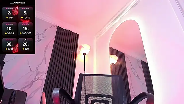 Snapshot of amber__blair chatting on December 24, 2024, 3:49 am amber  blair online show from December 24, 2024, 3:49 am