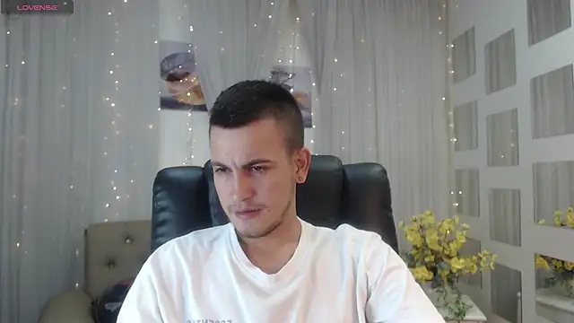 Cerokershelby online show from January 5, 2025, 7:28 pm