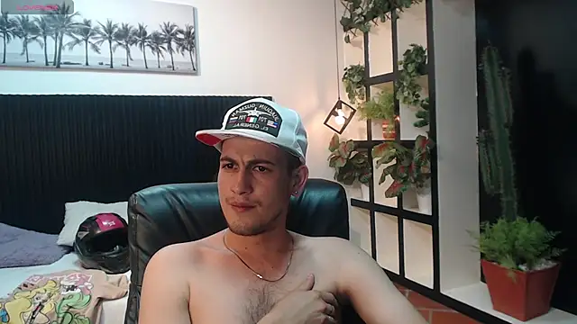 Cerokershelby online show from November 28, 2025, 11:24 am