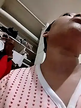 Snapshot of TickleMeKink chatting on January 11, 2025, 8:54 am TickleMeKink online show from January 11, 2025, 8:54 am