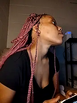 Snapshot of TickleMeKink chatting on January 24, 2025, 2:18 am TickleMeKink online show from January 24, 2025, 2:18 am