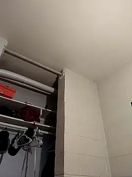 Snapshot of TickleMeKink chatting on October 9, 2025, 12:14 pm TickleMeKink online show from October 9, 2025, 12:14 pm