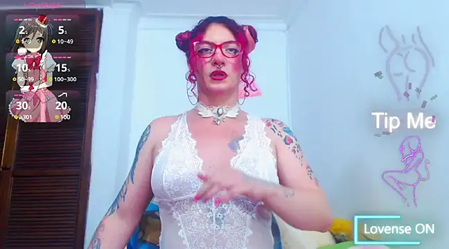 Skarleth77 online show from February 6, 2025, 12:05 pm