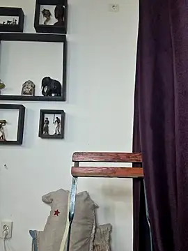 roxi katty online show from January 16, 2026, 7:34 am