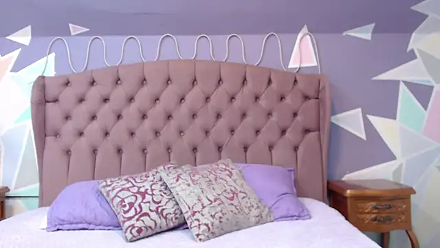 BritneyCollins online show from January 20, 2025, 11:56 am