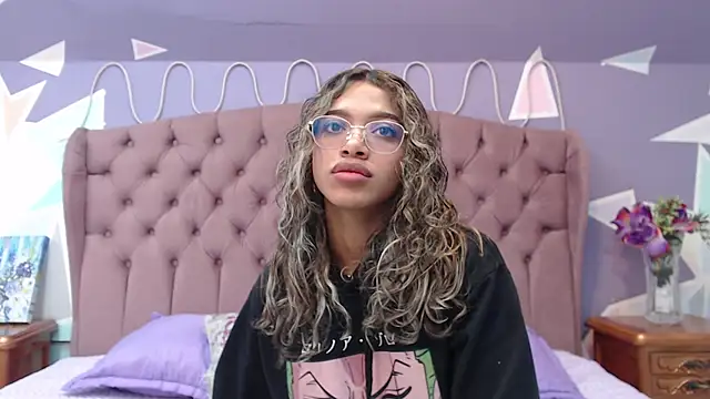 BritneyCollins online show from March 12, 2025, 11:31 am