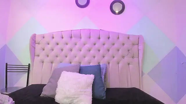 Snapshot of BritneyCollins chatting on February 5, 2026, 12:32 pm BritneyCollins online show from February 5, 2026, 12:32 pm