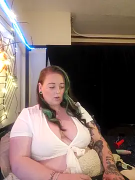 Snapshot of Bunny_Cummings chatting on September 26, 2025, 8:13 pm Bunny Cummings online show from September 26, 2025, 8:13 pm
