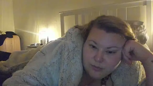 Busty-BBW-Emilie online show from January 21, 2025, 2:00 am