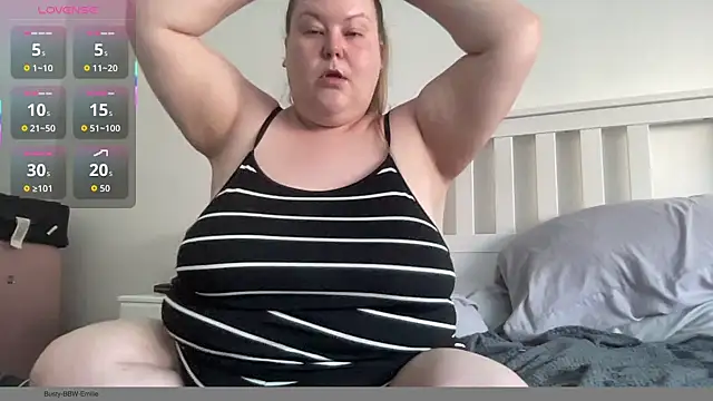 Busty-BBW-Emilie online show from September 18, 2025, 3:25 pm